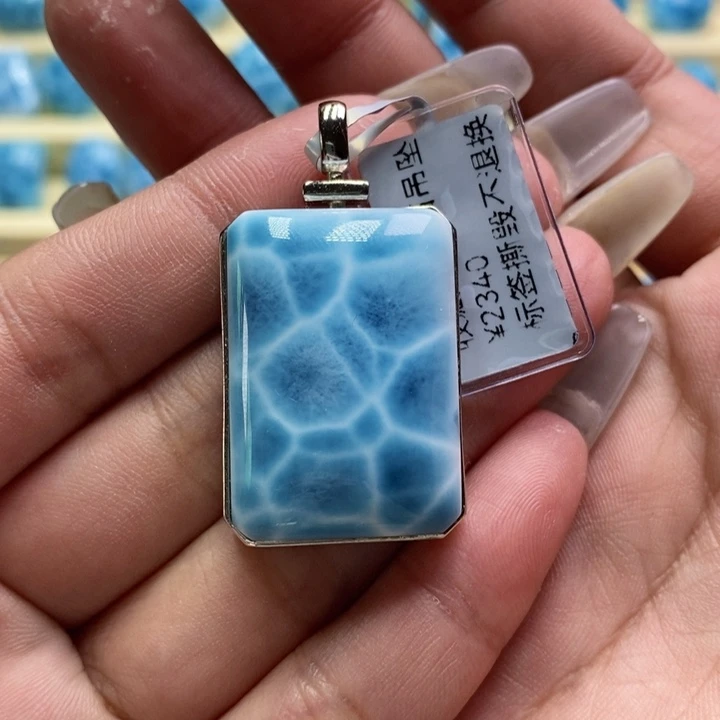 针钠钙石（海纹石）银S925镶嵌颈饰