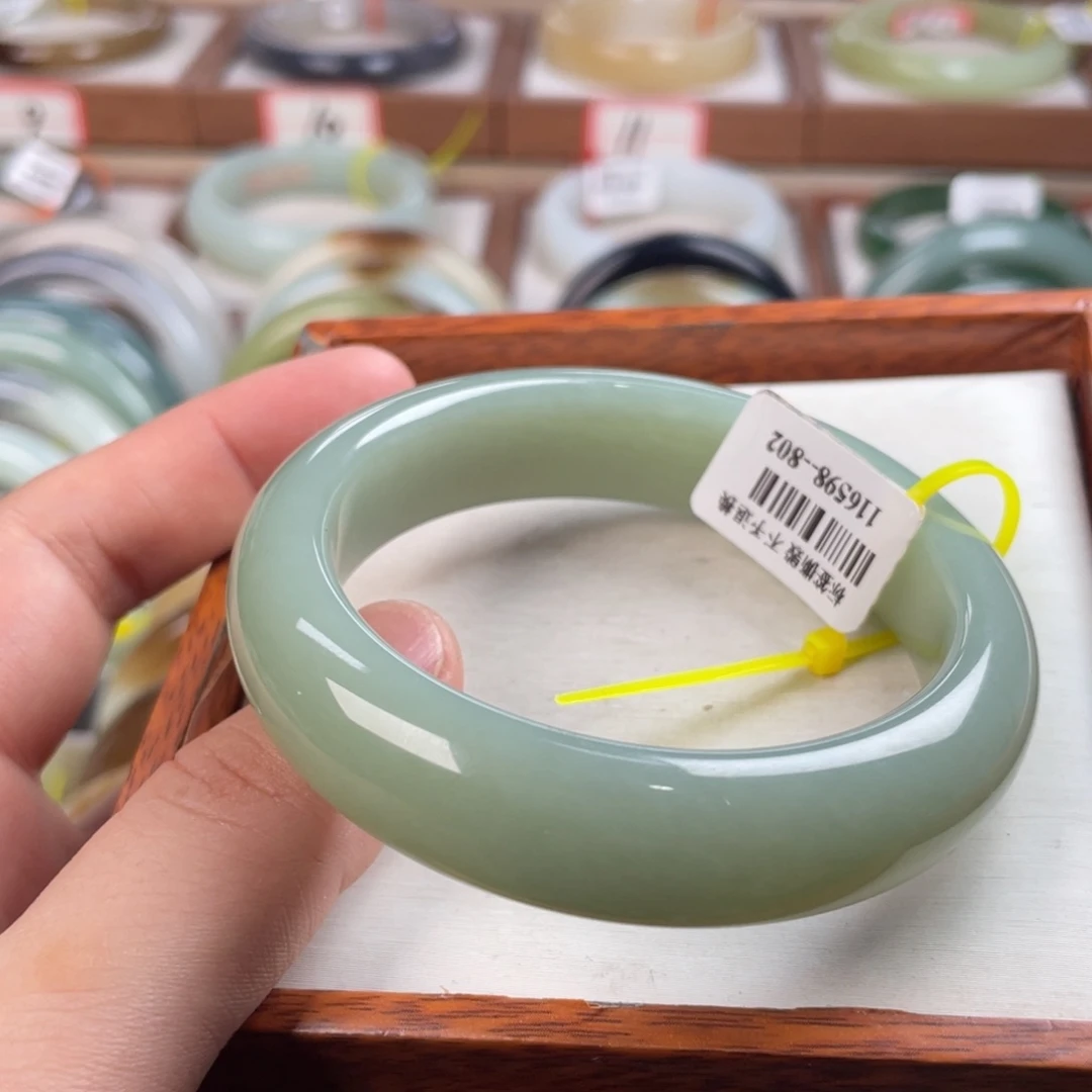【闪购商品】和田玉手镯未镶嵌59.12