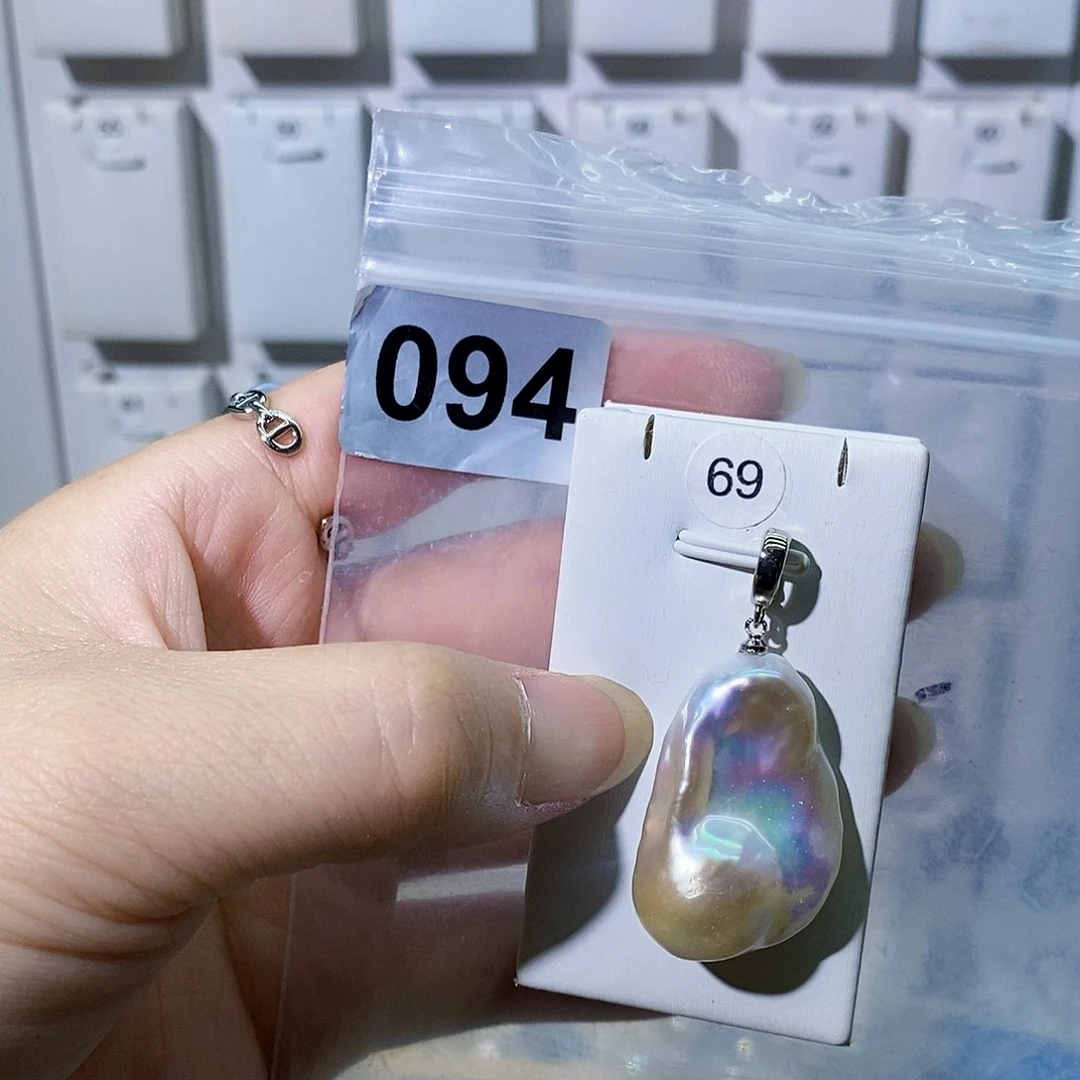 淡水珍珠合金颈饰