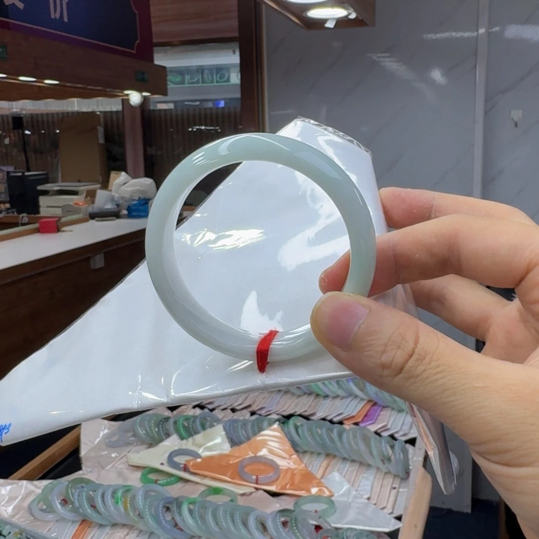 翡翠未镶嵌手镯纯天然缅甸翡翠A货