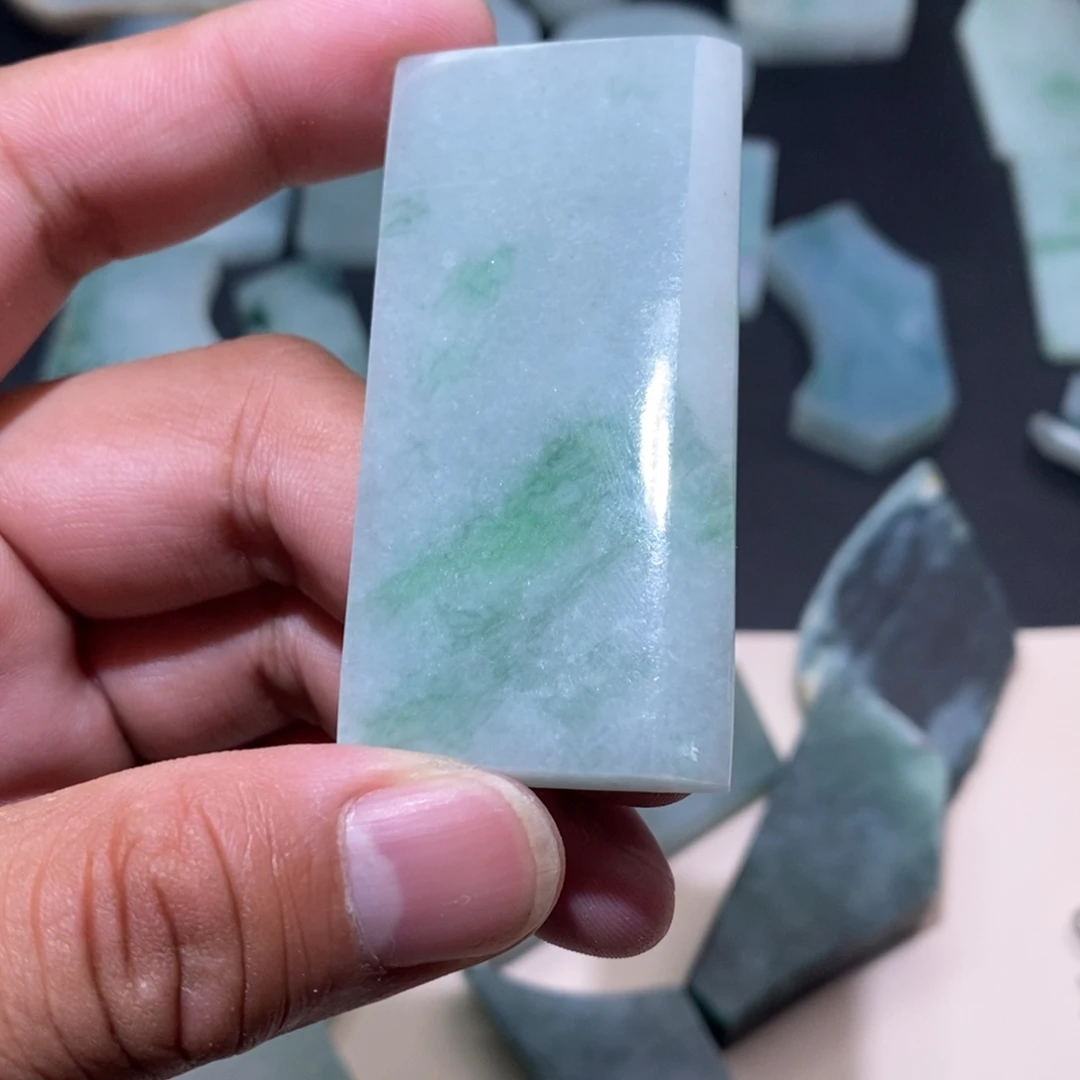 定制翡翠未镶嵌无事牌包工包料