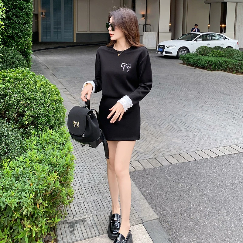 黑色法式连衣裙女春季新款遮肚显瘦气质减龄小个子假两件卫衣裙子
