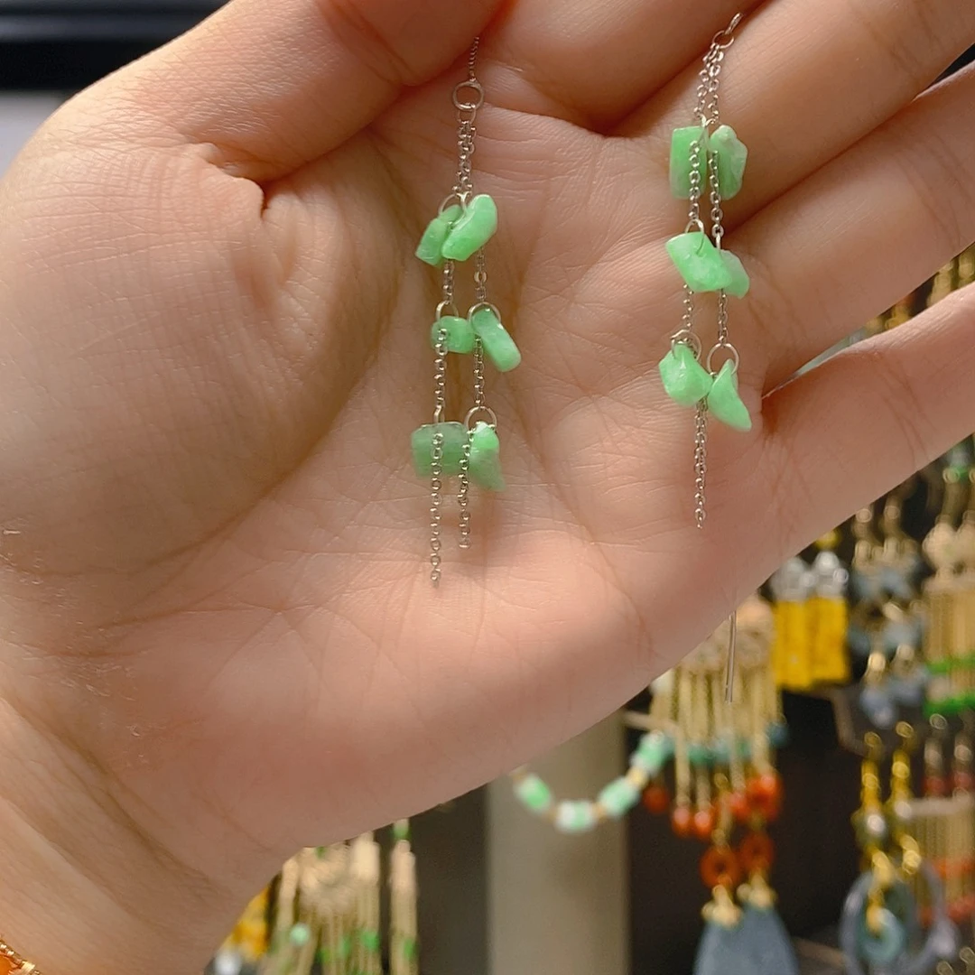 未镶嵌翡翠耳饰翡翠