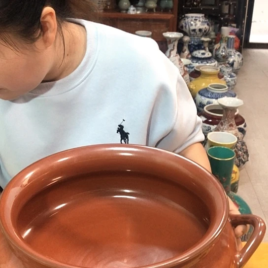 瓷片麒****馆瓷器活在自己身上找