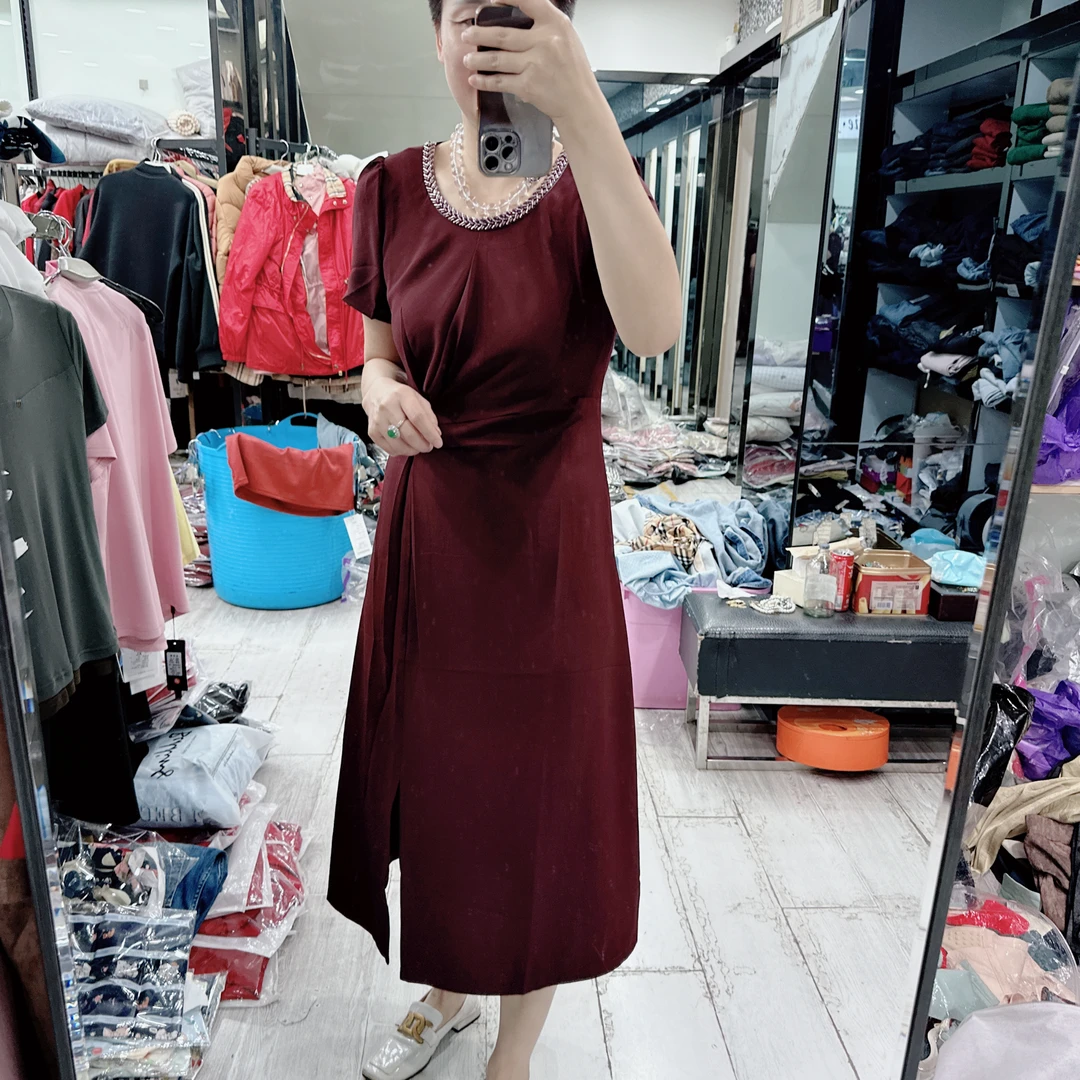 高级气质修身显瘦小心机圆领弹力连衣裙2572