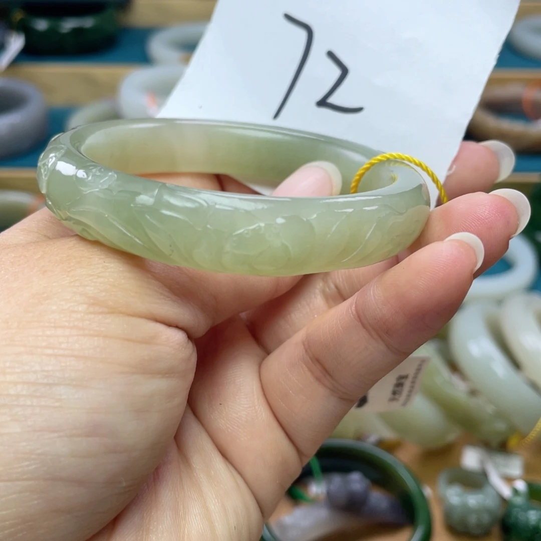 未镶嵌手镯和田玉圈口54