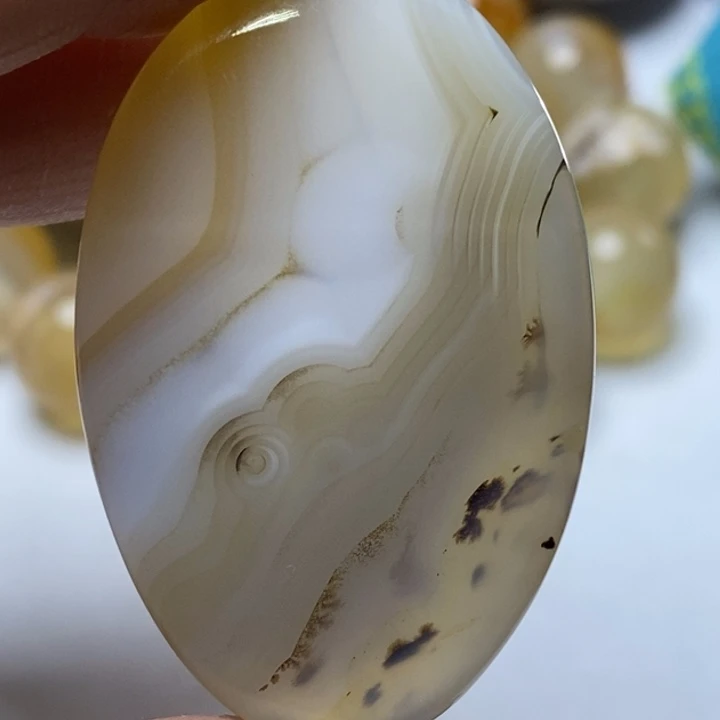 玛瑙/玉髓颈饰未镶嵌