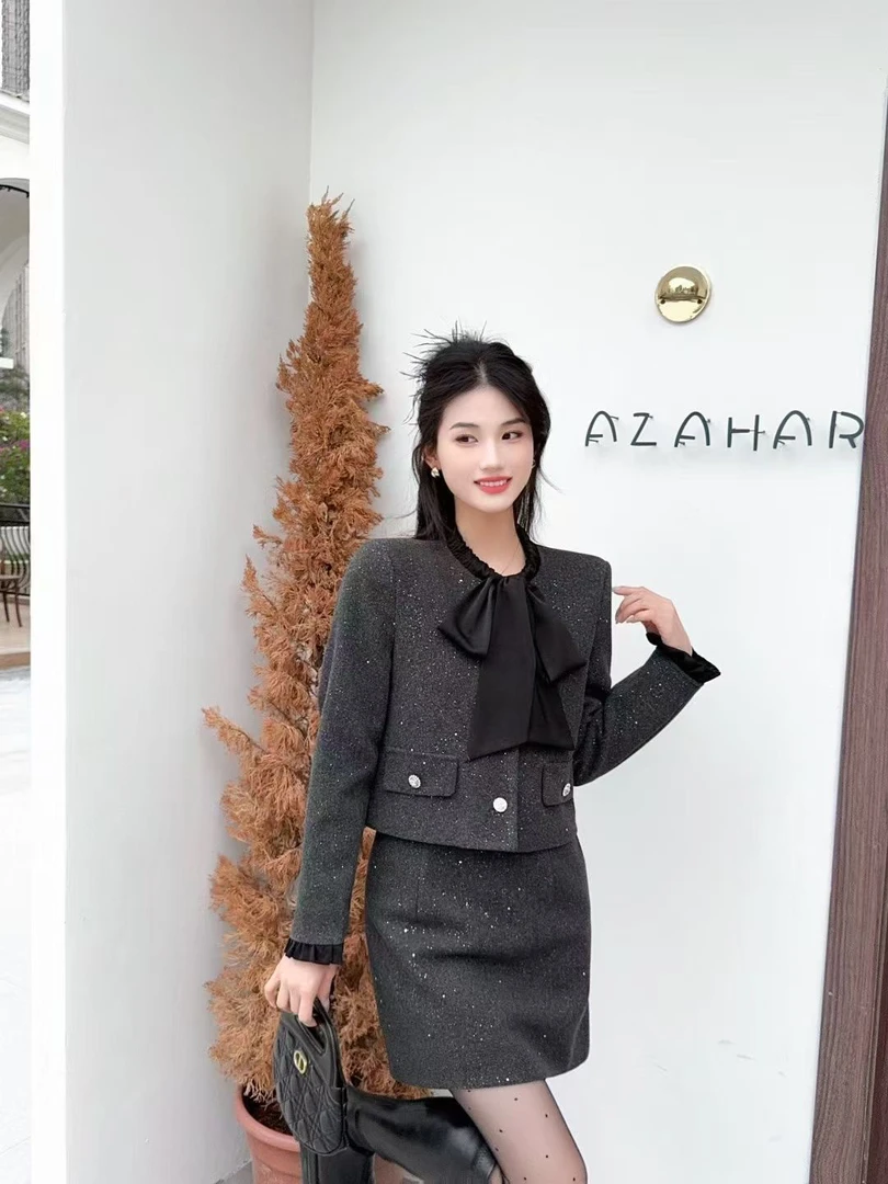 名媛满天星小香风套装短裙