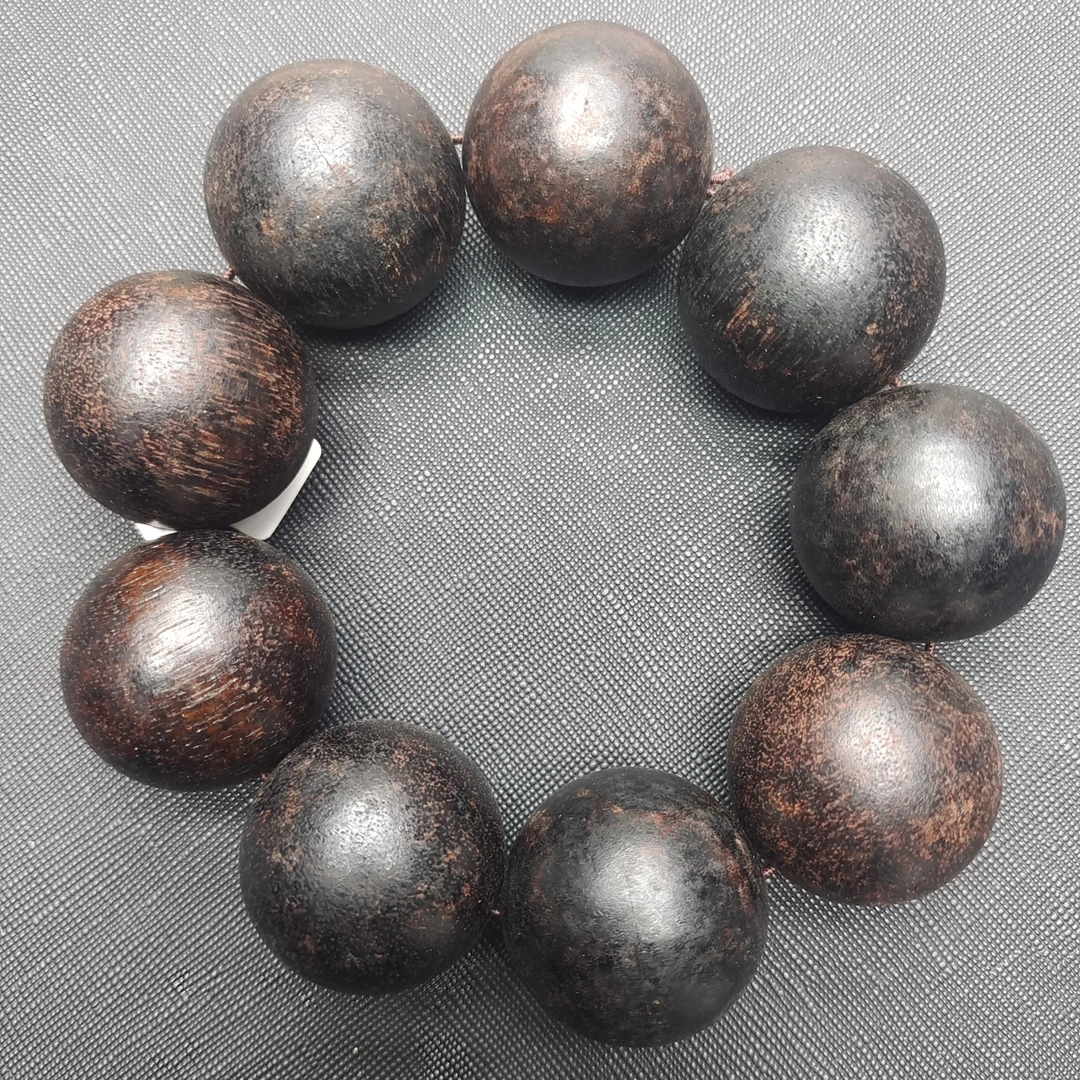 624沉木圆珠手串