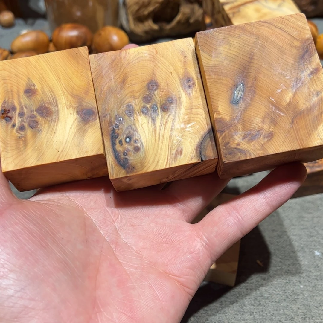 远***U柏木（崖柏）北太行陈化崖柏三个