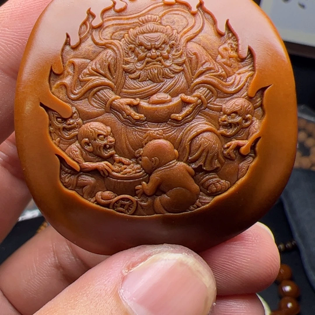 吊坠猴头核桃啦啦咯啦