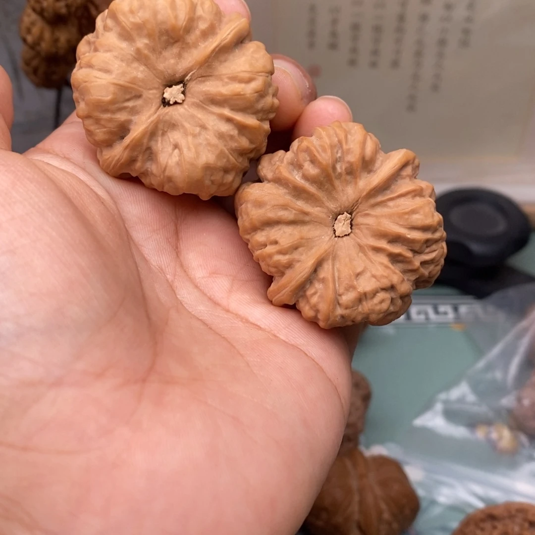 文玩核桃把件38蛤蟆头190