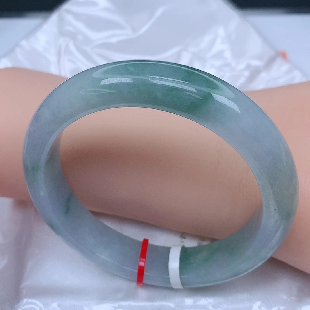 【闪购商品】未镶嵌手镯翡翠，58
