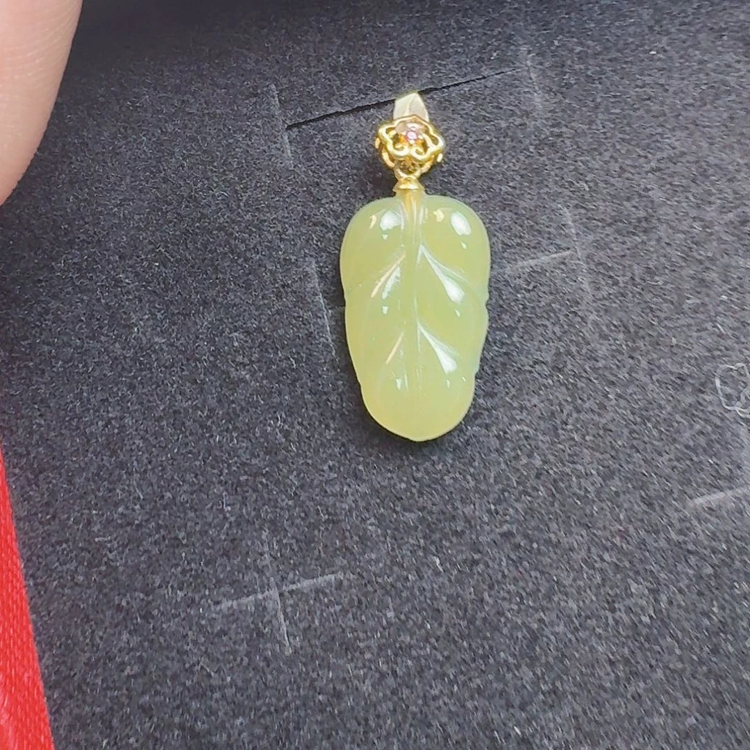 颈饰银S925镶嵌和田玉