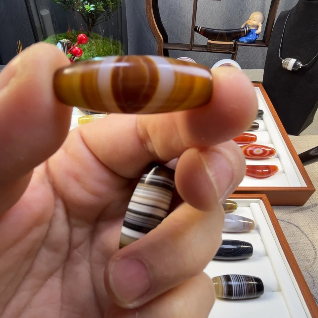 玛瑙/玉髓未镶嵌珠宝半成品