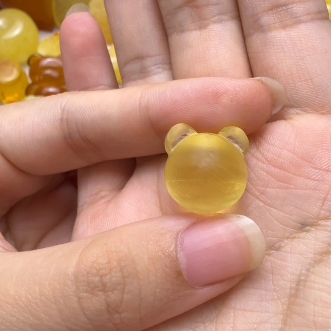 蜜蜡未镶嵌珠宝奇石