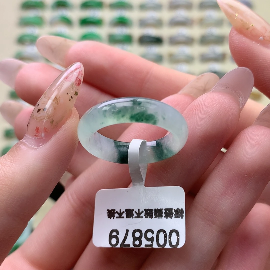 翡翠未镶嵌戒圈港18