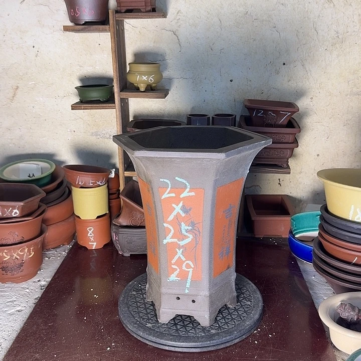 紫砂花盆，手工制作