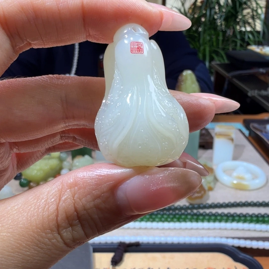 和田玉挂件未镶嵌胡**道