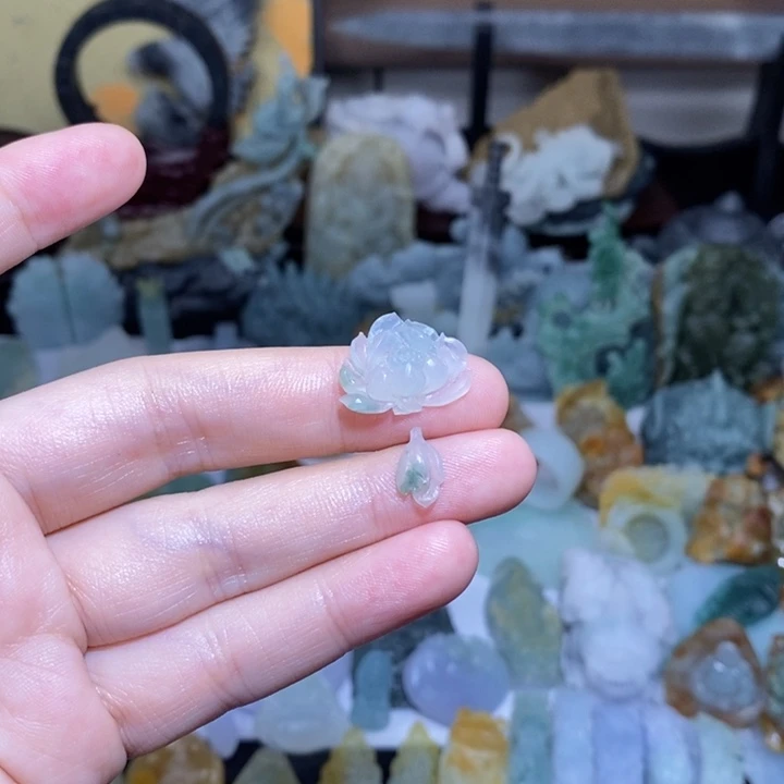 雨***南定制翡翠未镶嵌翡翠