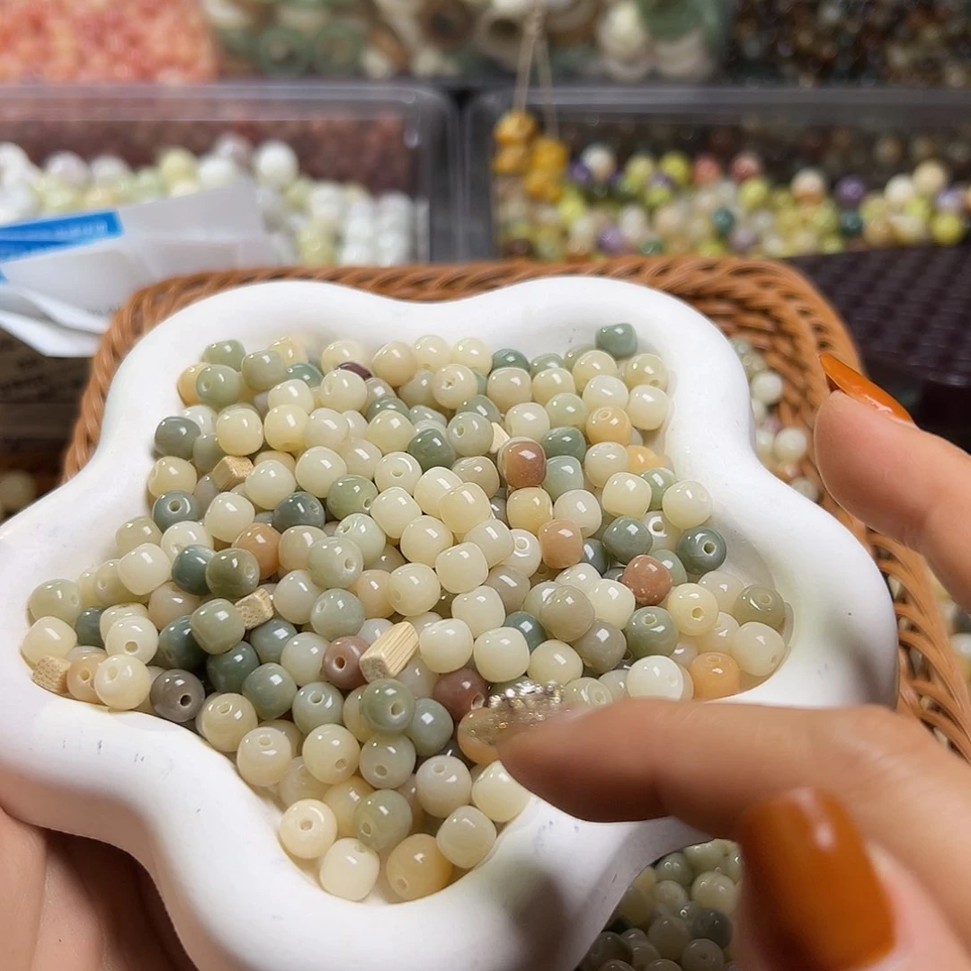 白玉菩提吊坠瑕疵8多宝桶200颗坏