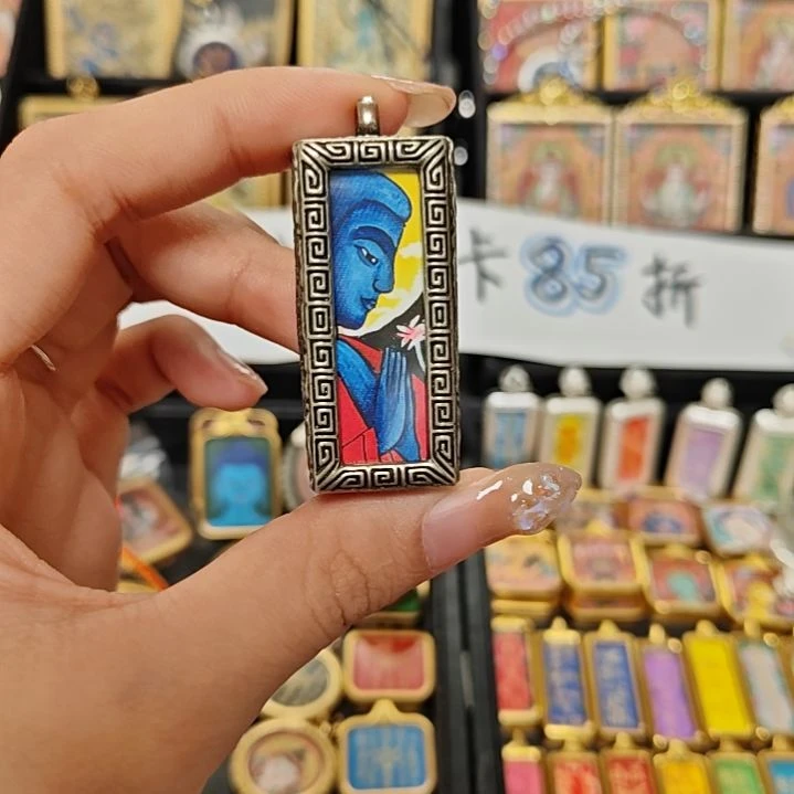 吊坠V***y纯手绘药师佛唐卡