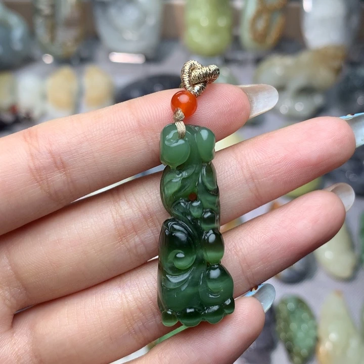 和田玉挂件未镶嵌