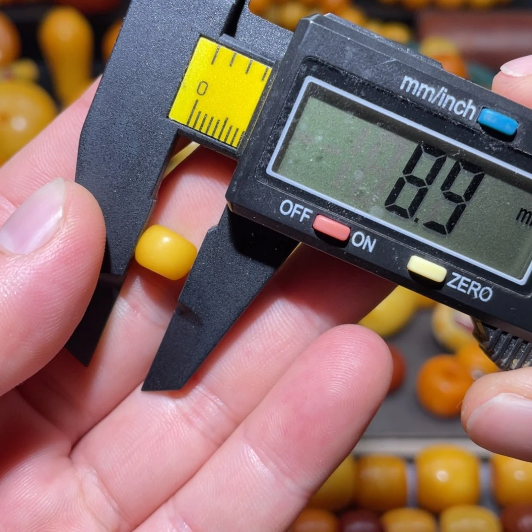 琥珀未镶嵌裸石墩子