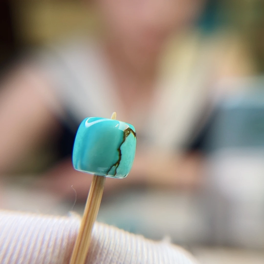 未镶嵌绿松石珠宝奇石8.6