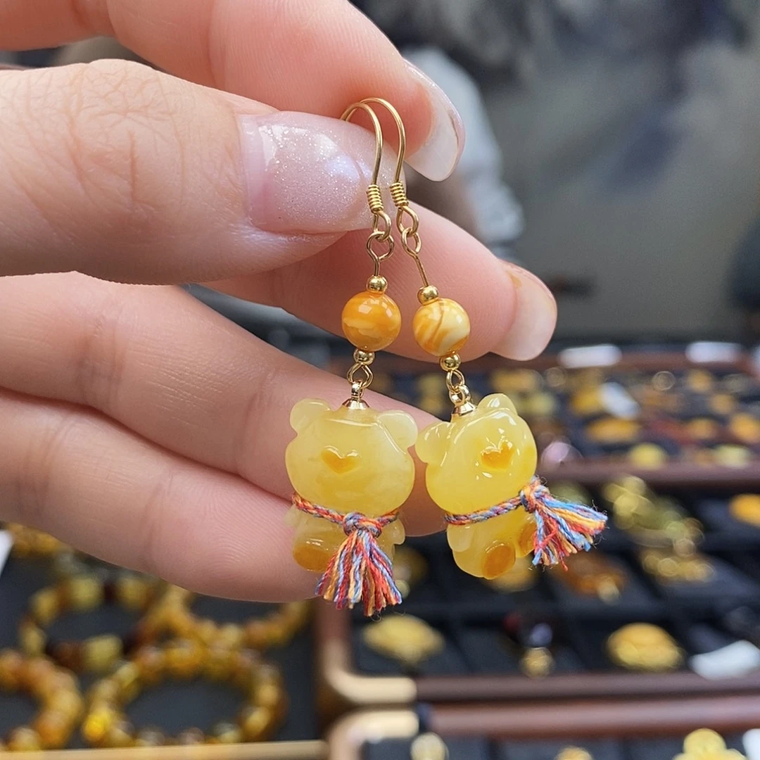 琥珀未镶嵌裸石成品