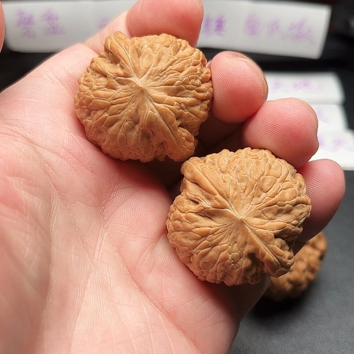 文玩核桃吊坠全品铁锤