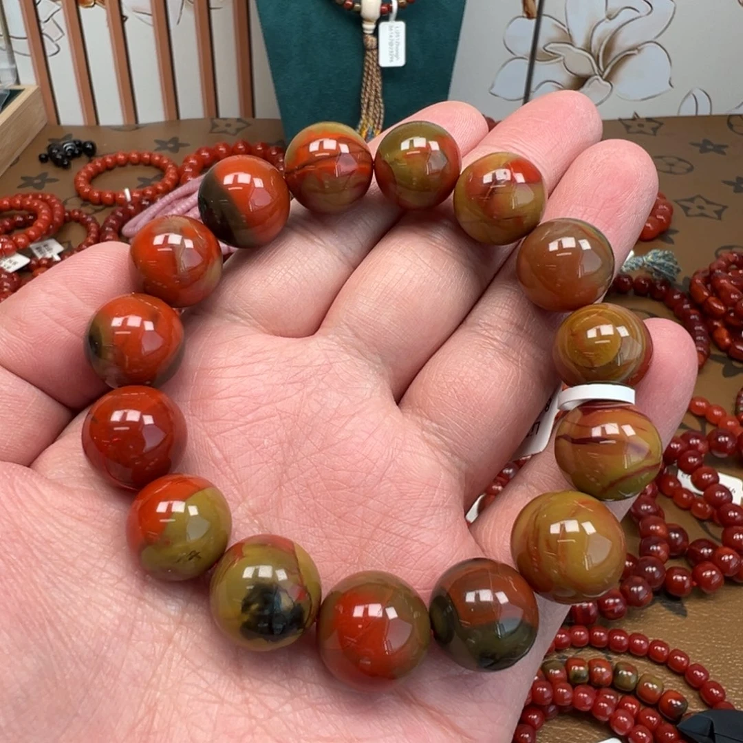 闪****南红玛瑙未镶嵌手链昭通大山包14.6mm