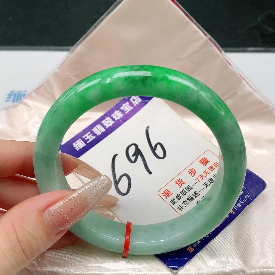 未镶嵌手镯翡翠翡翠手镯