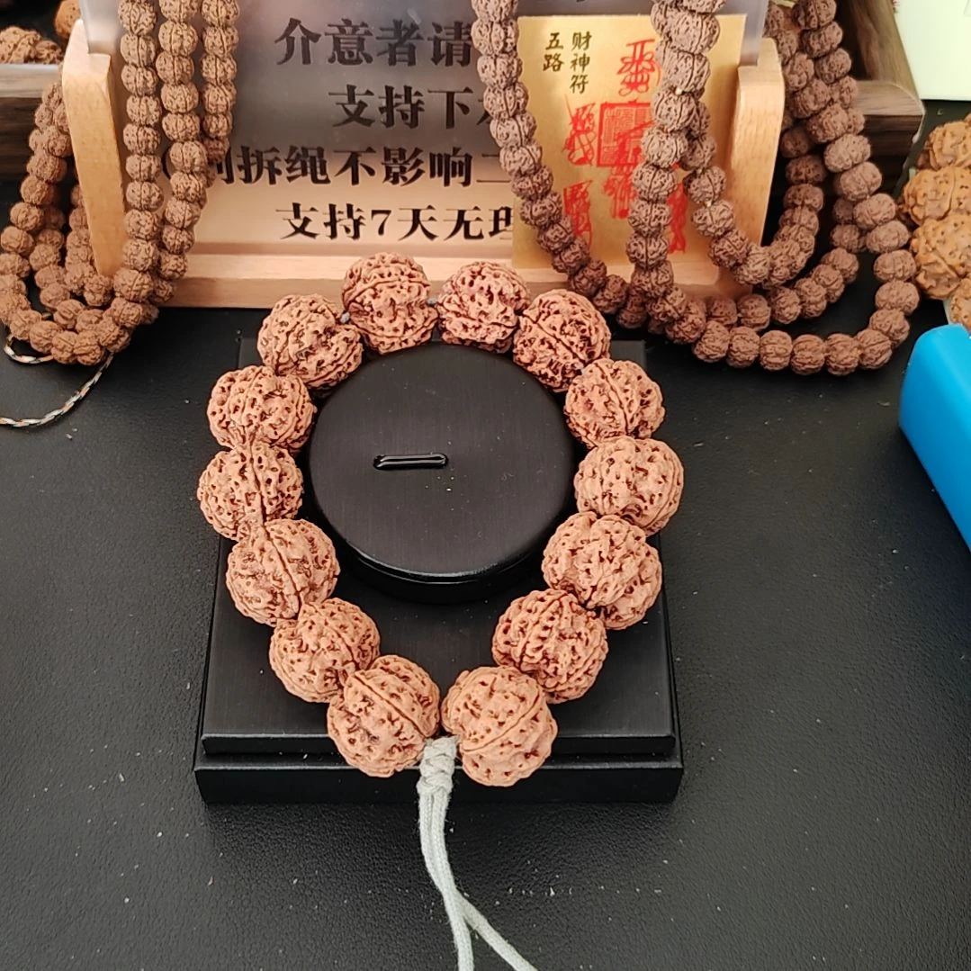 金刚菩提手串4梁梅花