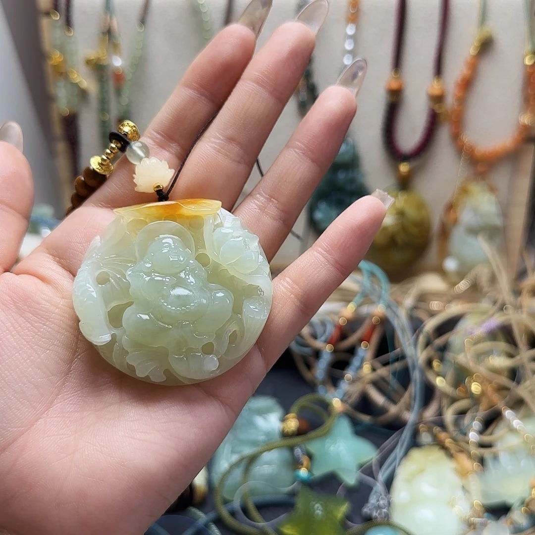 淮***瑜蛇纹石玉合金颈饰