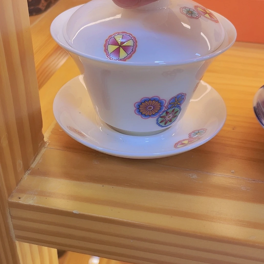 盖碗茶，盖碗茶，盖碗茶，