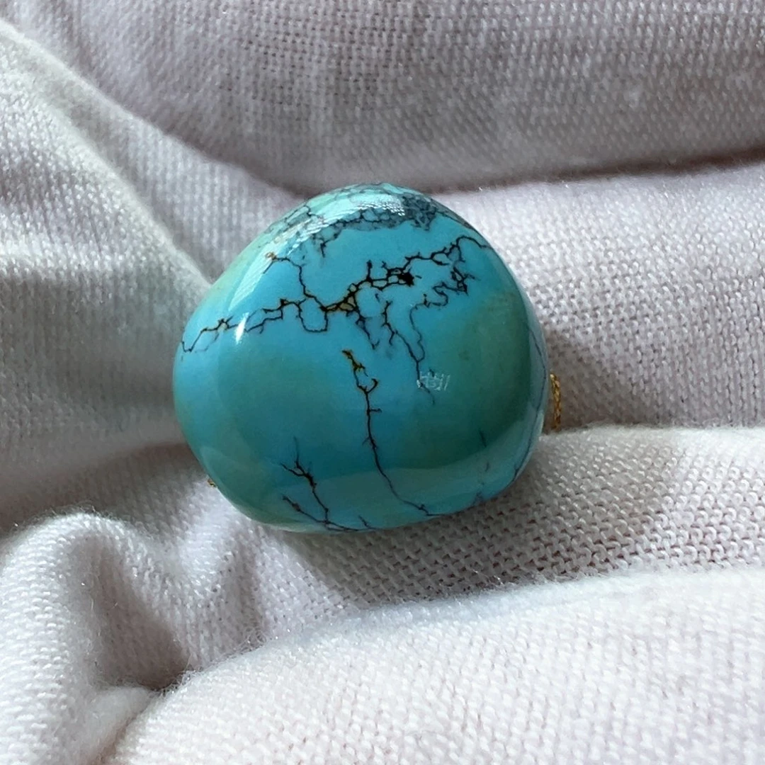 绿松石未镶嵌挂件