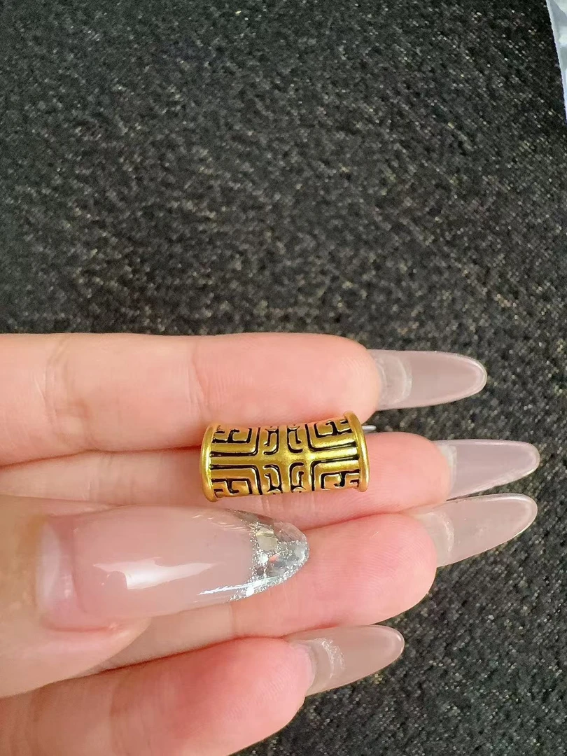 【足金999】黑金刺青饕餮弯管 5D（编码25120378）