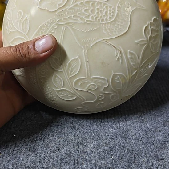 庚***)定窑粉盒捡大漏了