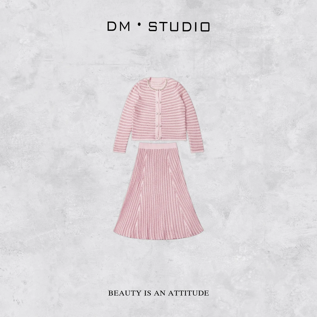 DEDM-DM•STUDIO/重工钻领排扣针织开衫+半身裙套装23303D-23353D