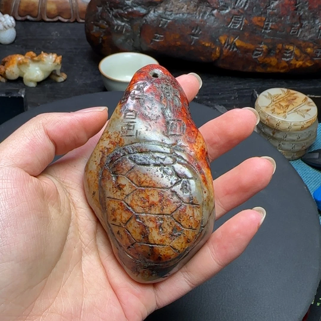 石***哥和田玉（糖玉）未镶嵌挂件