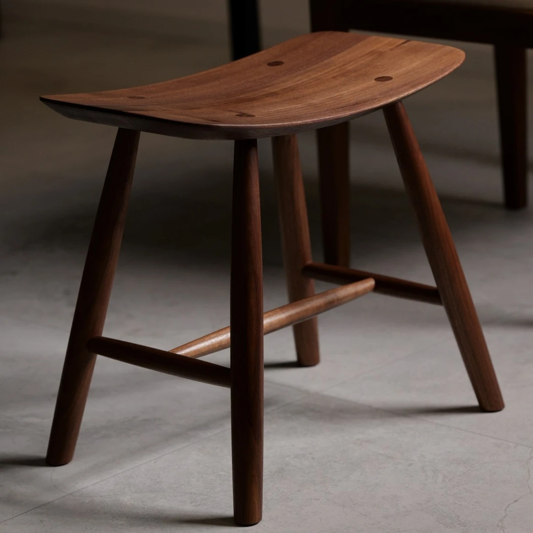 精致望舒凳实木凳子纯实木北美黑胡桃时尚家具创意简约新中式化妆