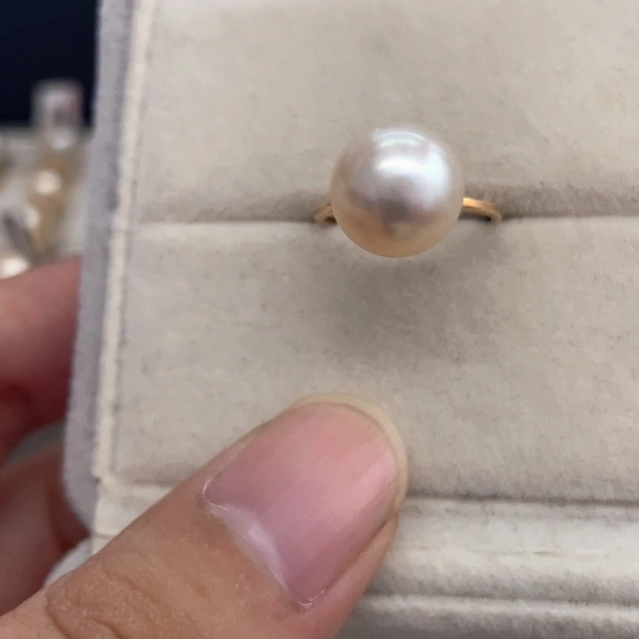18K金镶嵌手绳海水珍珠