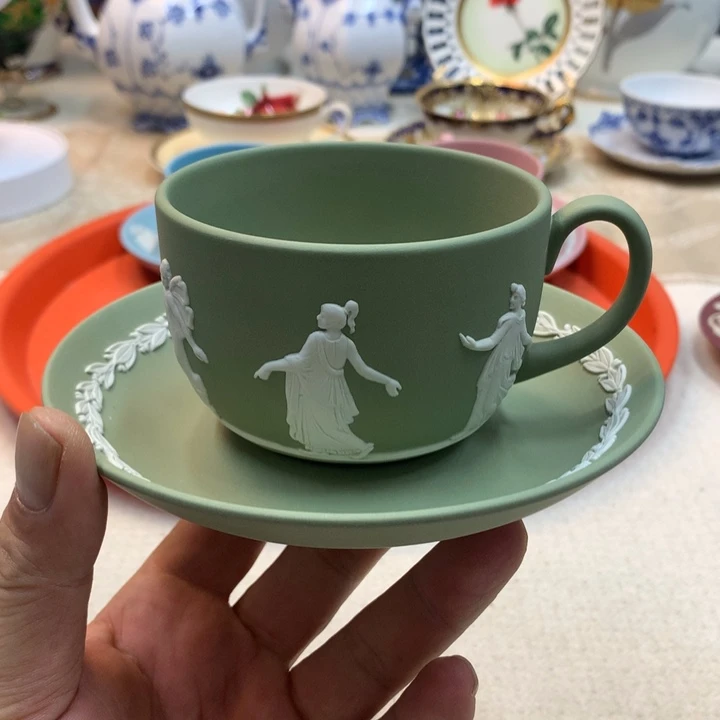 紫砂金瓷阁精品瓷器店