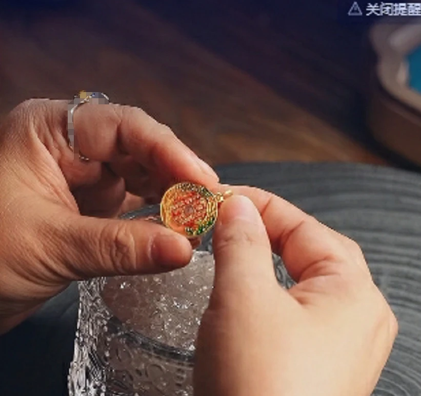 左边婷姐丨山鬼钱钱