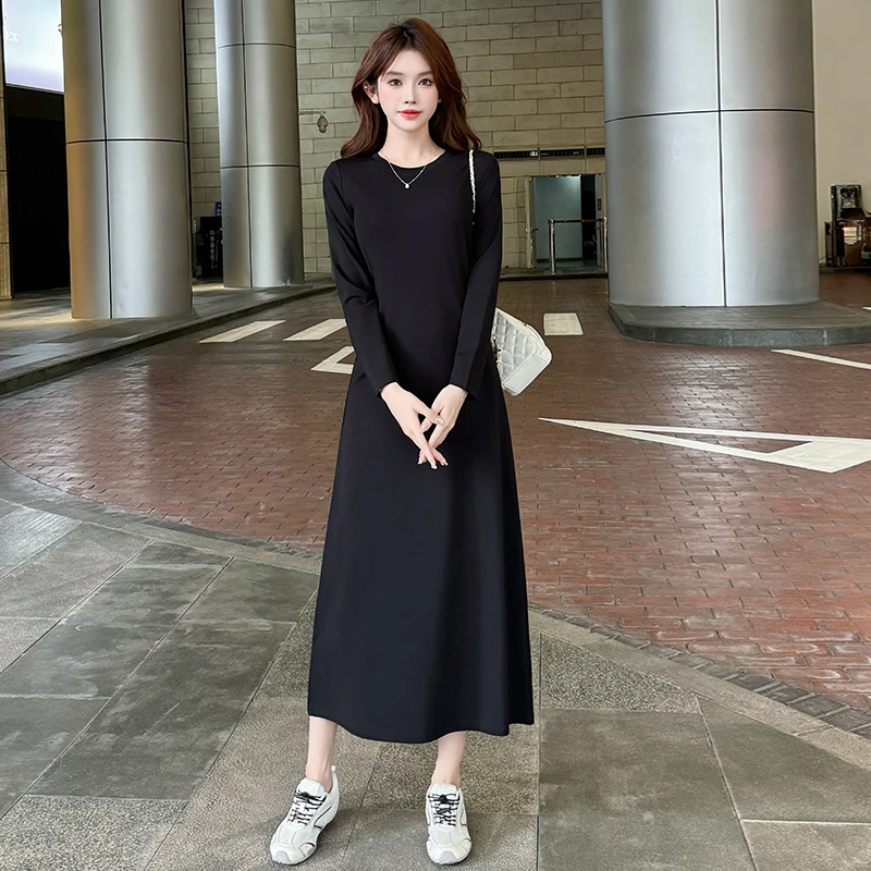 老钱风松弛感女装贵气时尚宽松休闲显瘦长款打底裙黑色长袖连衣裙