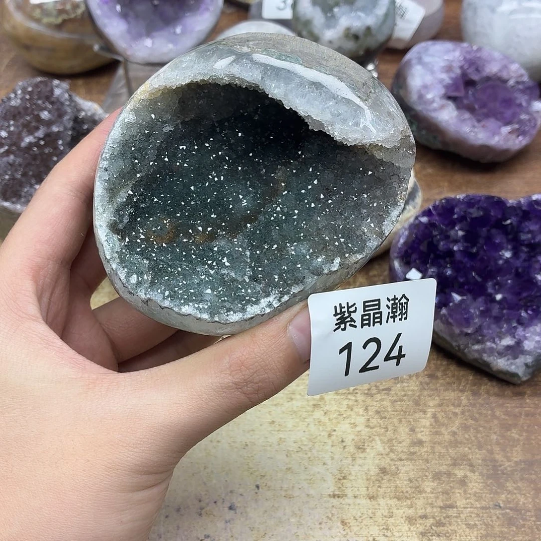 水晶未镶嵌大型摆件（非配饰）