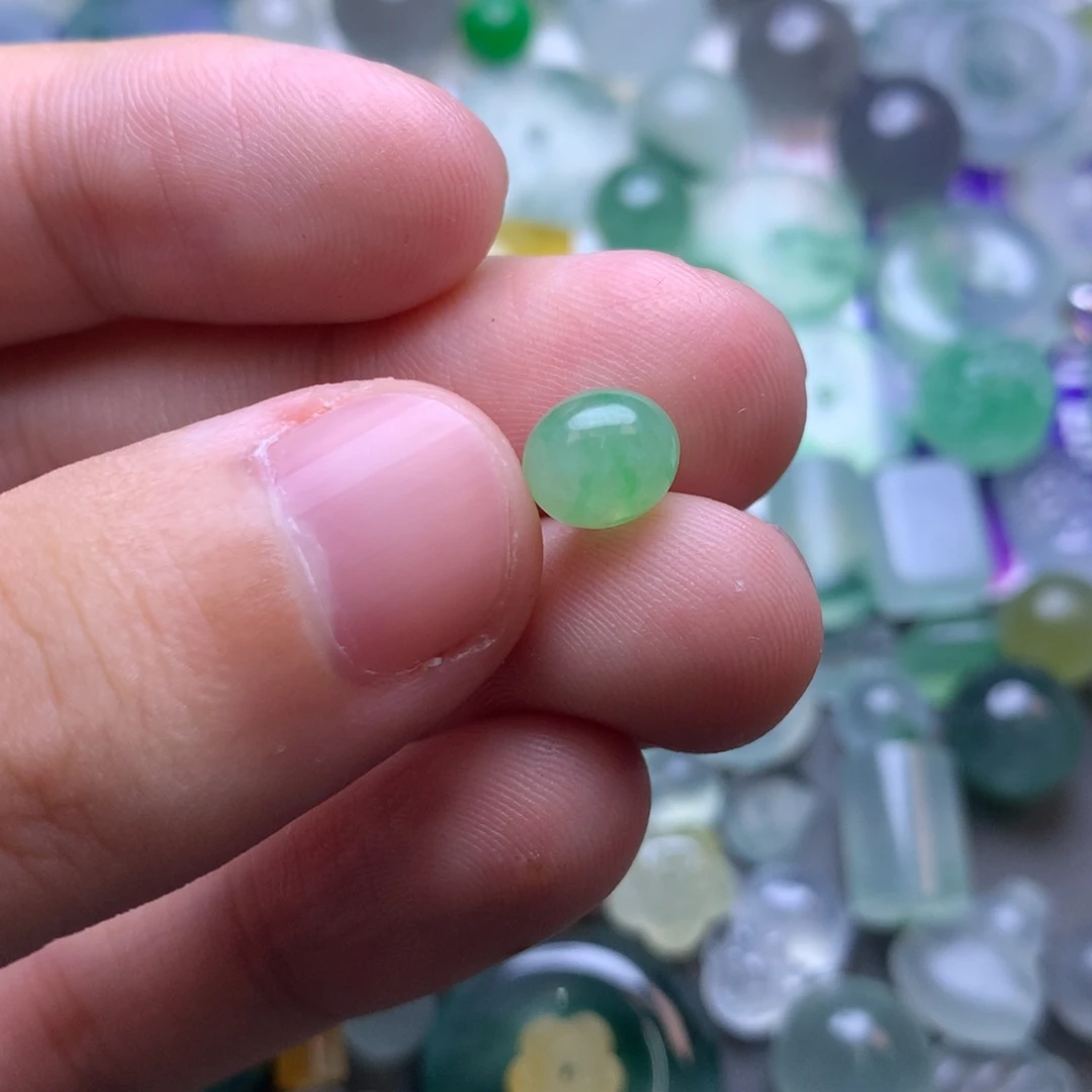 定制翡翠未镶嵌珠子