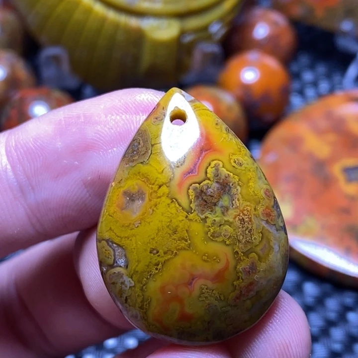 玛瑙/玉髓颈饰未镶嵌