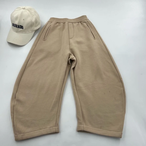 24118高端潮流时尚百搭休闲童装时尚加绒休闲卫裤B13-2-2